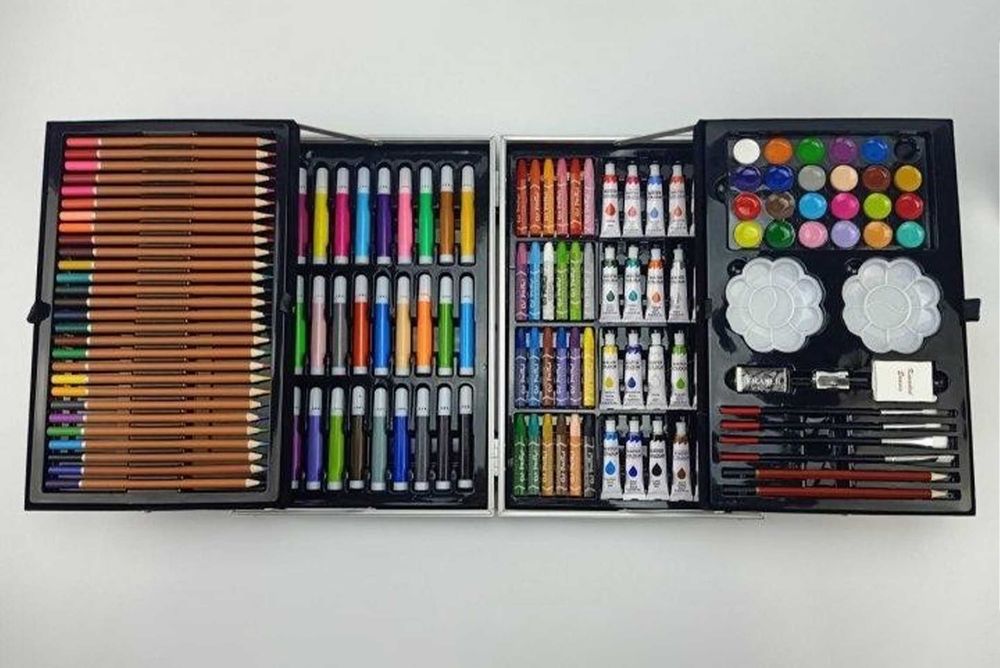 Дитячий набір для малювання в валізці "Единоріг" 145 предм Блакитний