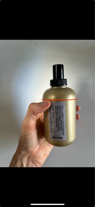 Primer Davines  nadający objętość