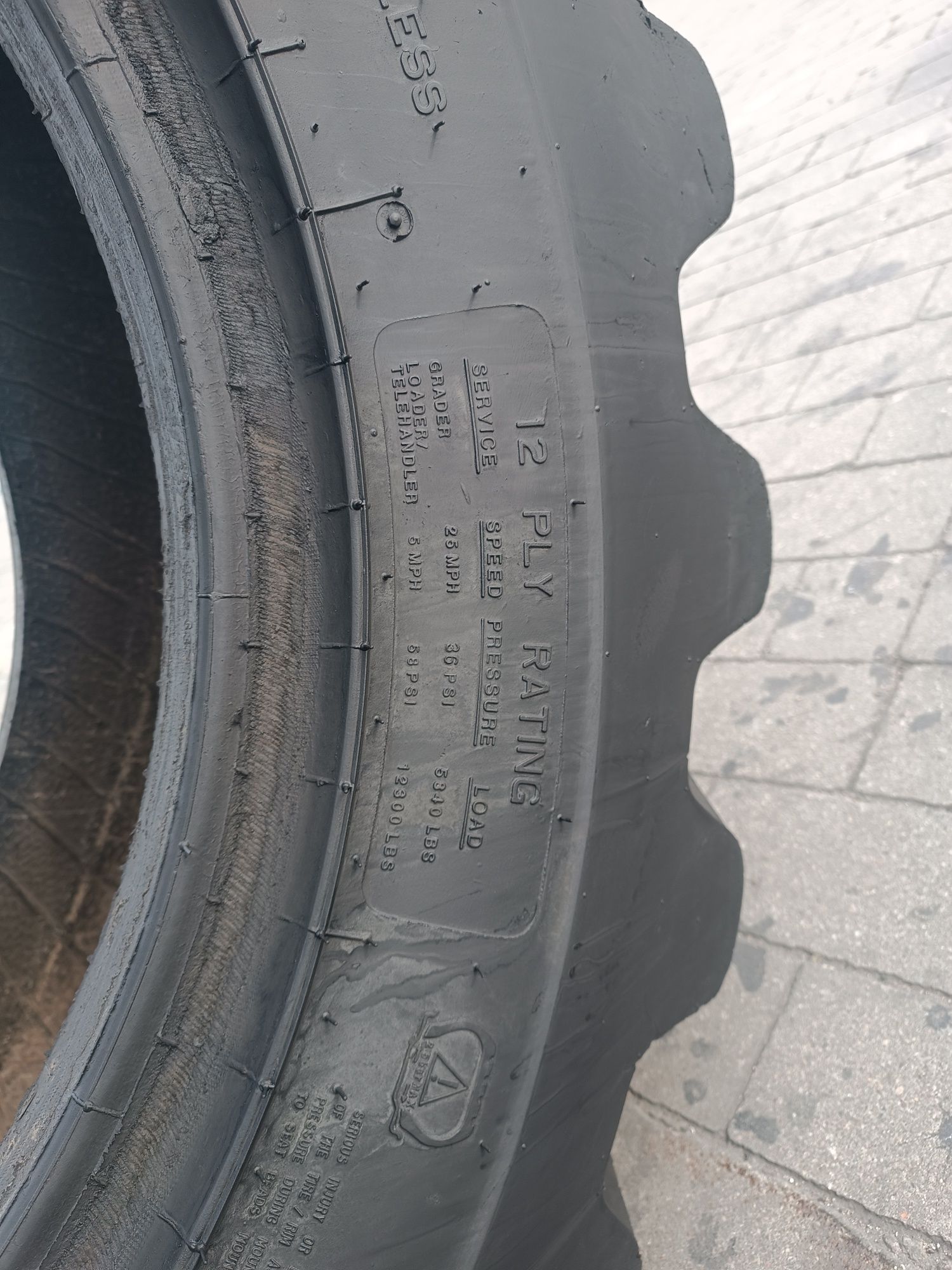15.5-25 Sitemaster JCB MPT 15.5R25