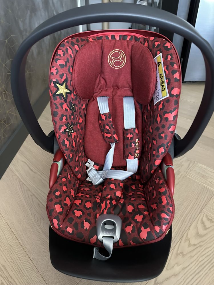 CYBEX Platinum Rockstar fotelik/nosidło + baza isofix Cloud T i-Size