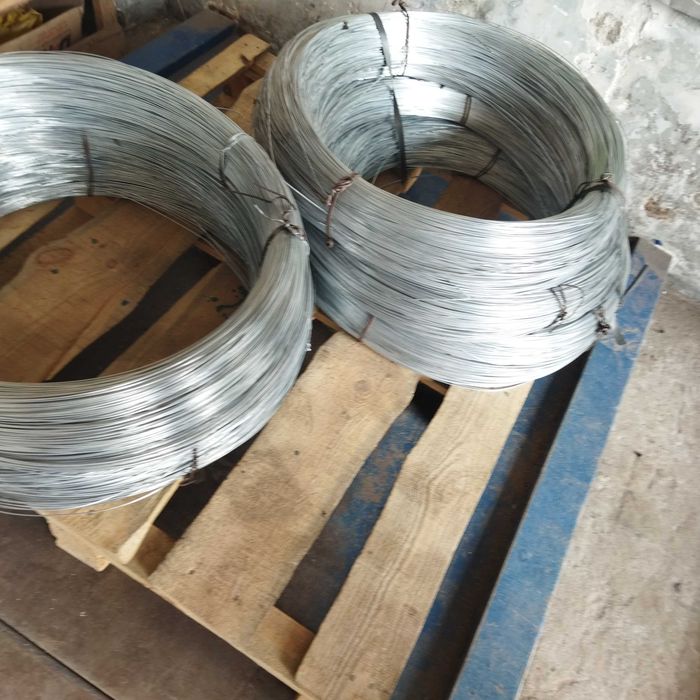 проволока вязальная 0.8-1.2 мм черная и оцинкованная