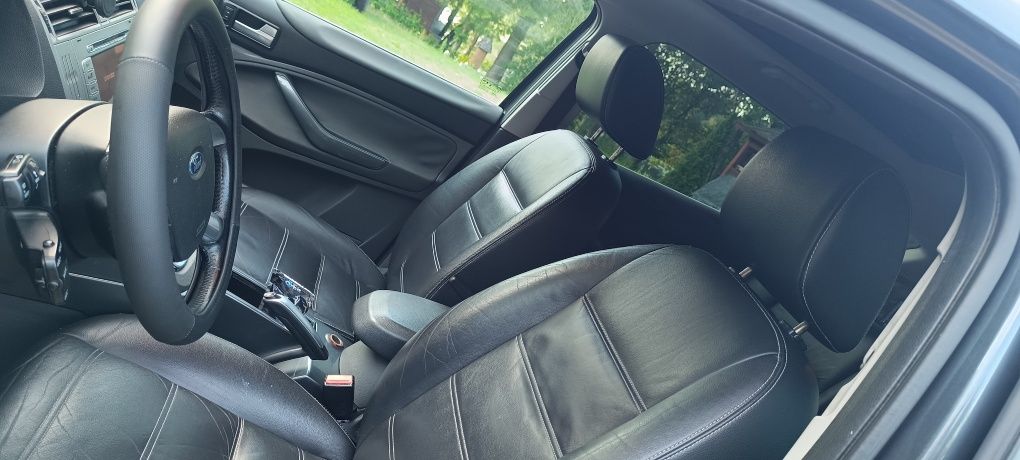 Ford Kuga 2.0 TDCI 136 TITANIUM 4x4