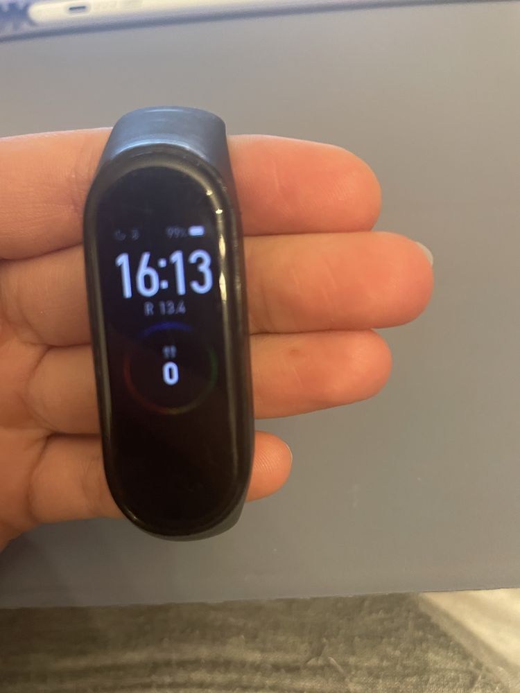 Xiaomi mi band 4