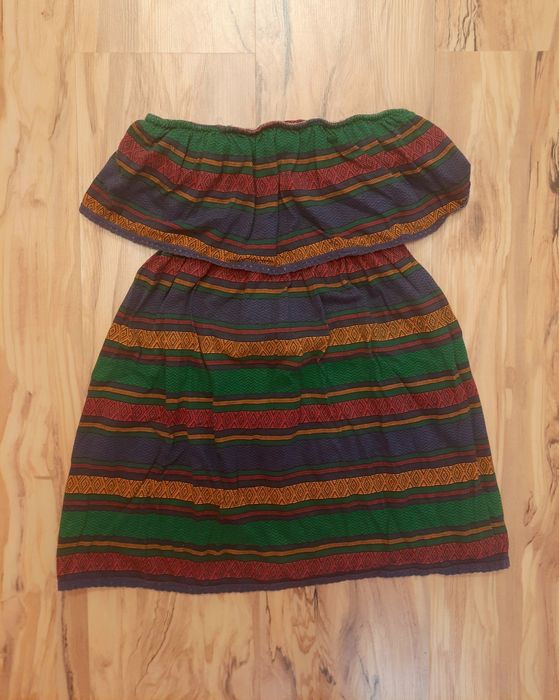 Letnia sukienka w paski z gumką M 38