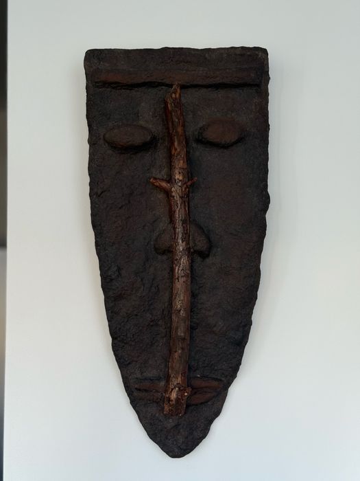 Маска панно на стіну