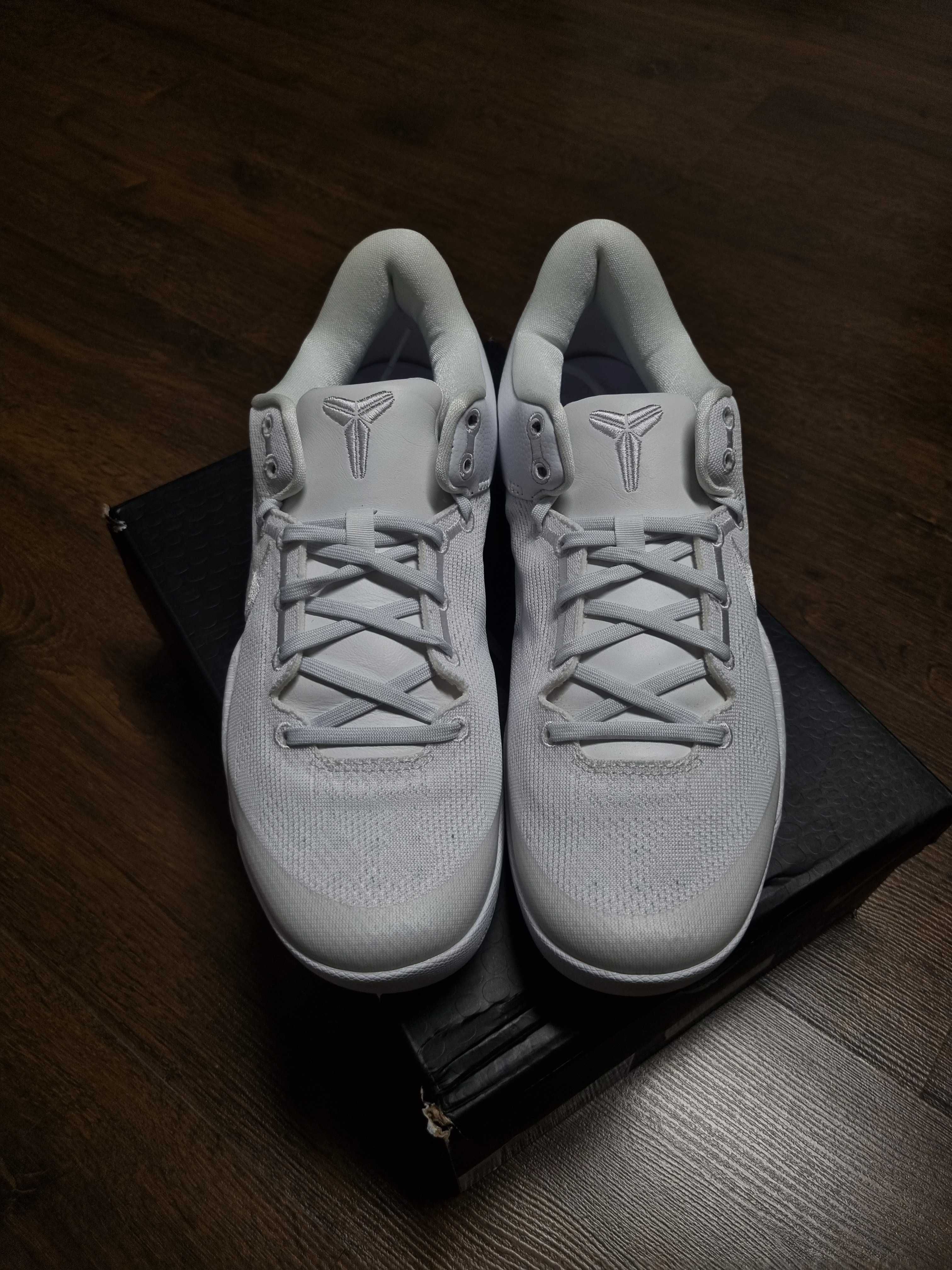 Sneakersy Buty do koszykówki kosza Nike Kobe 8 Protro Halo White białe