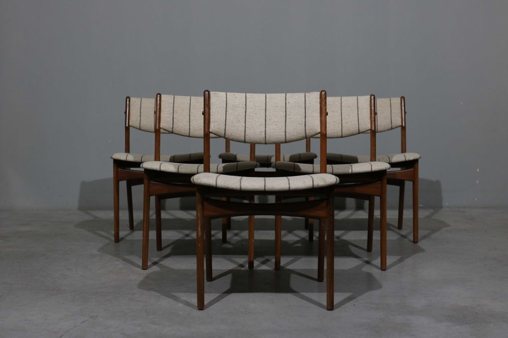 Conjunto de 6 cadeiras dinamarquesas de meados do século em teca