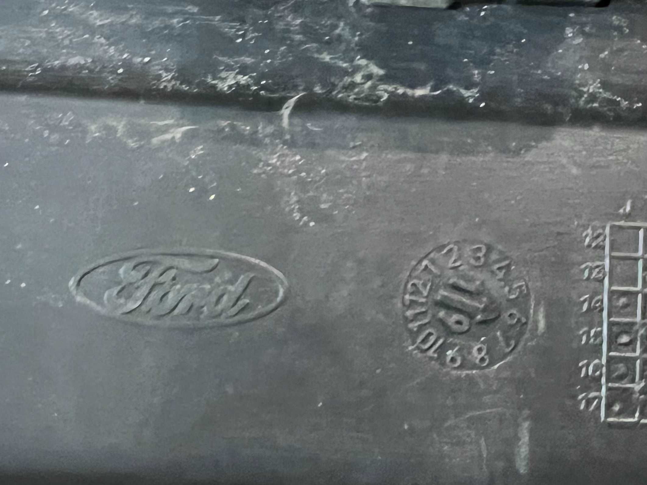 Решетка радиатора Ford Mondeo 5 Форд Fusion 5 2013-гг