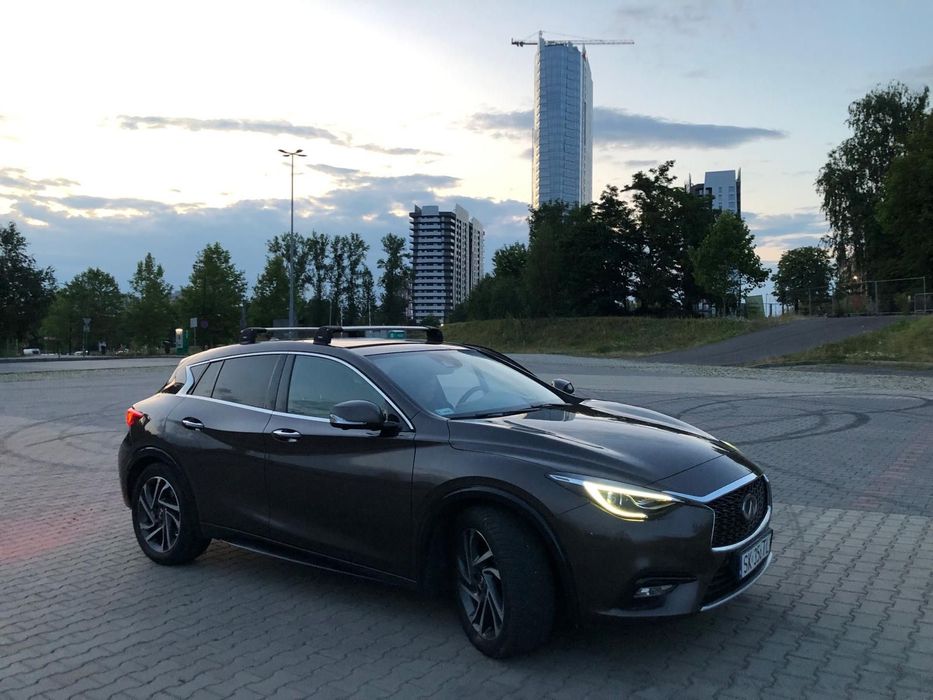 Infiniti Q30 Infinity q30 GT PREMIUM!
