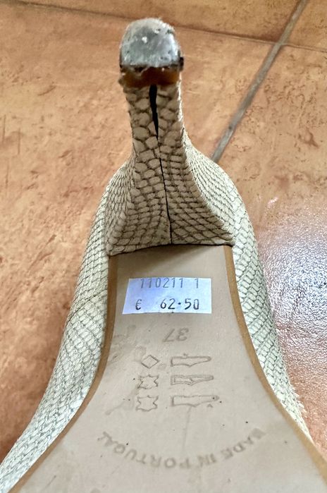 Sapatos Elegantes em Cinzento Claro (Cor Original: Serpente Gelo)