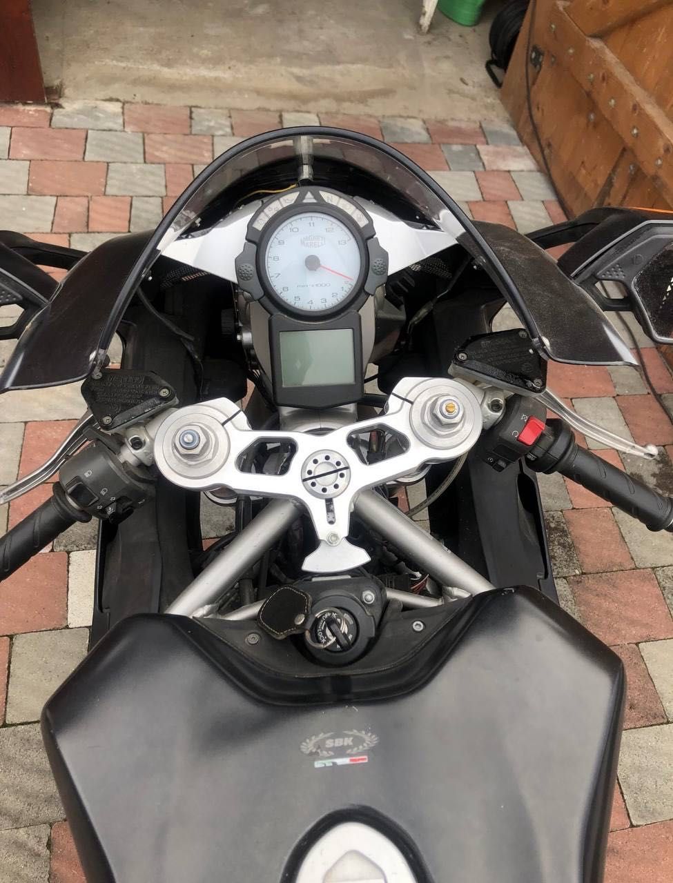 Ducati 749  2006