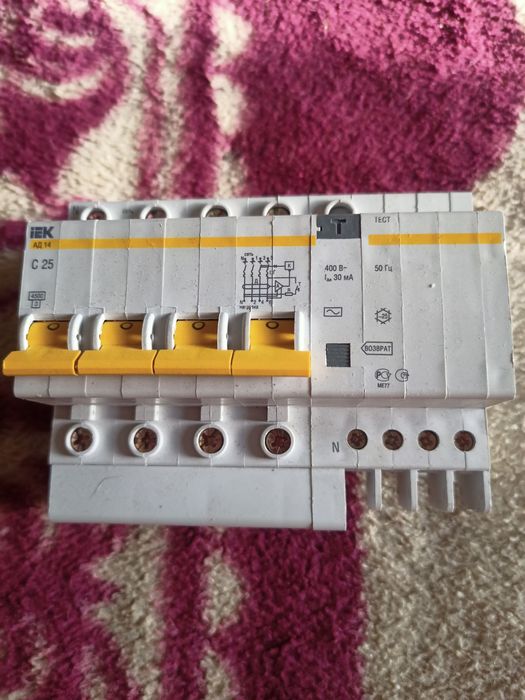 Дифавтомат АД14 С25