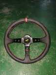 Volante réplica OMP com Cubo Nissan