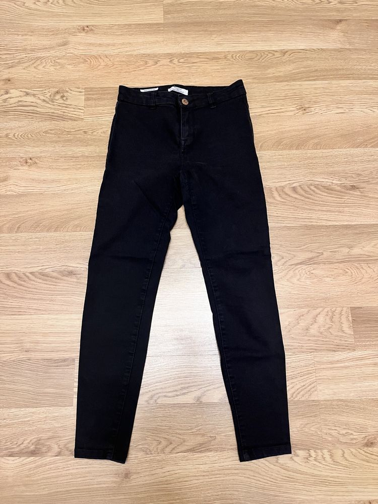 Spodnie czarne S Bershka jeansy skinny medium rise