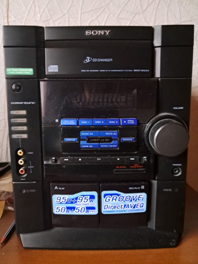 Музикальний центр Sony,