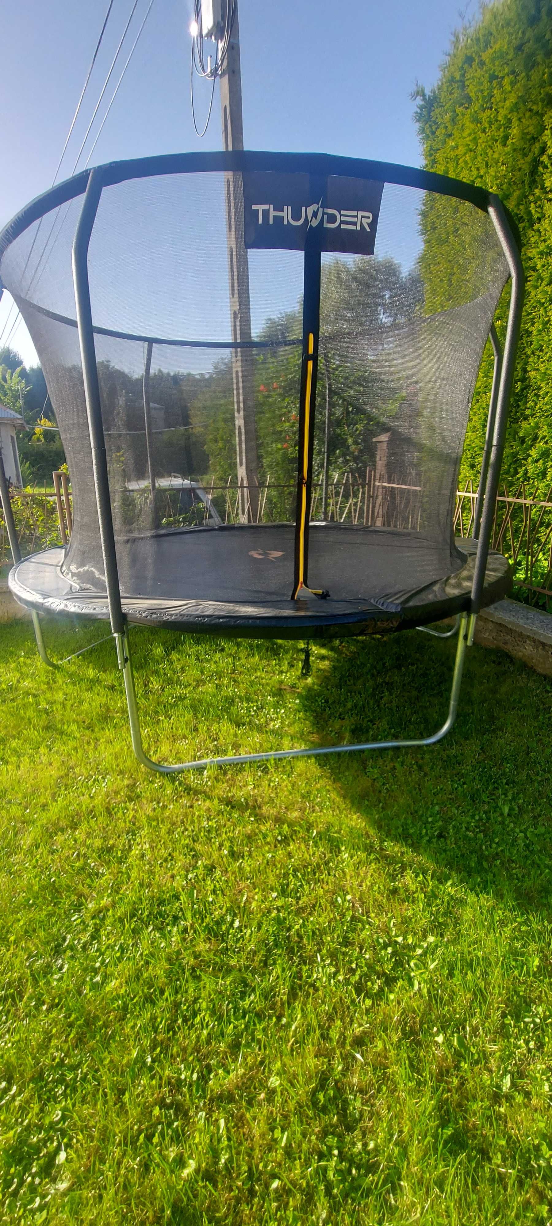 Trampolina Thunder .