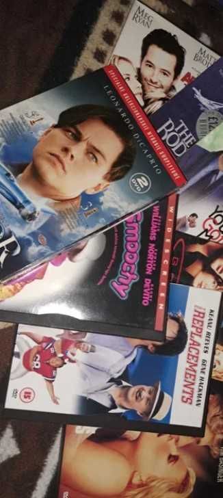 Duża kolekcja filmów DVD PONAD CIEKAWYCH 130 TYTUŁÓW