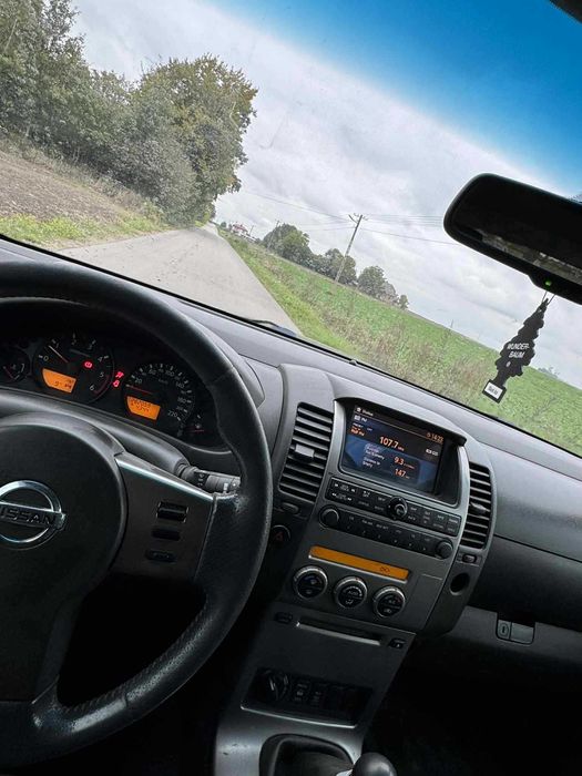 Nissan navara D40 2005r.