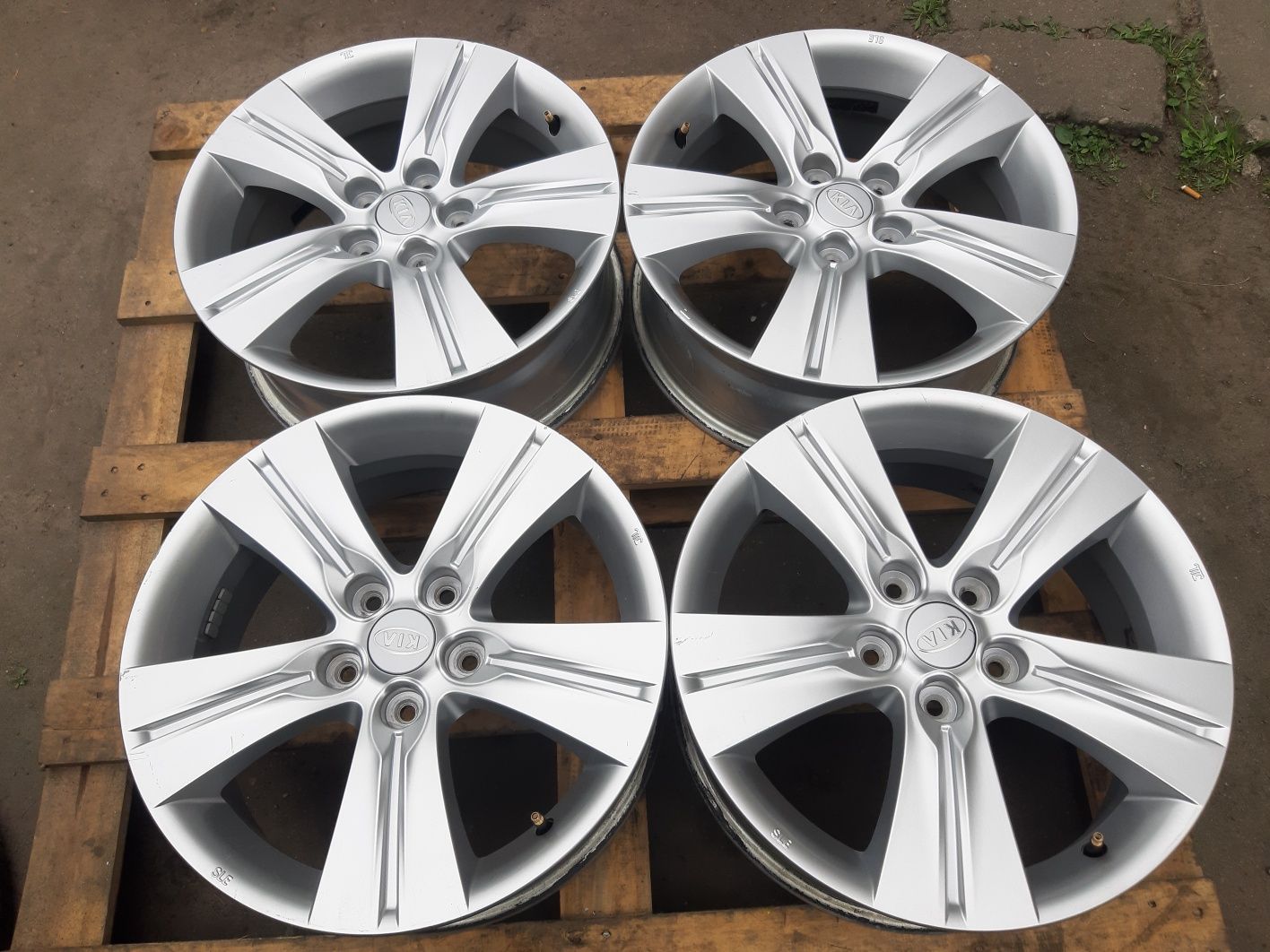 Alu felgi Kia Hyundai 17 5x114.3