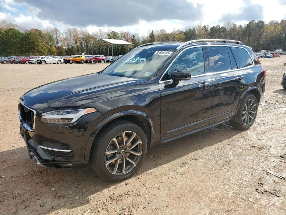 Volvo XC 90 Auta z USA - Zapytaj o więcej ofert!