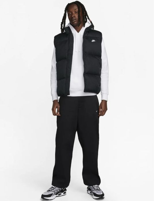 Жилетка чоловіча Nike Sportswear Club Primaloft® Black FB7373-010