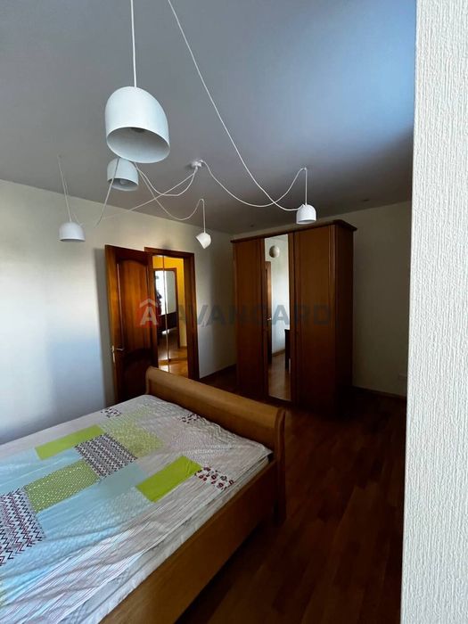 Продам 3 кімнатну кв. в новобудові, автономним опаленням.