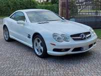 Mercedes-Benz SL Mercedes SL500 R230 V-8