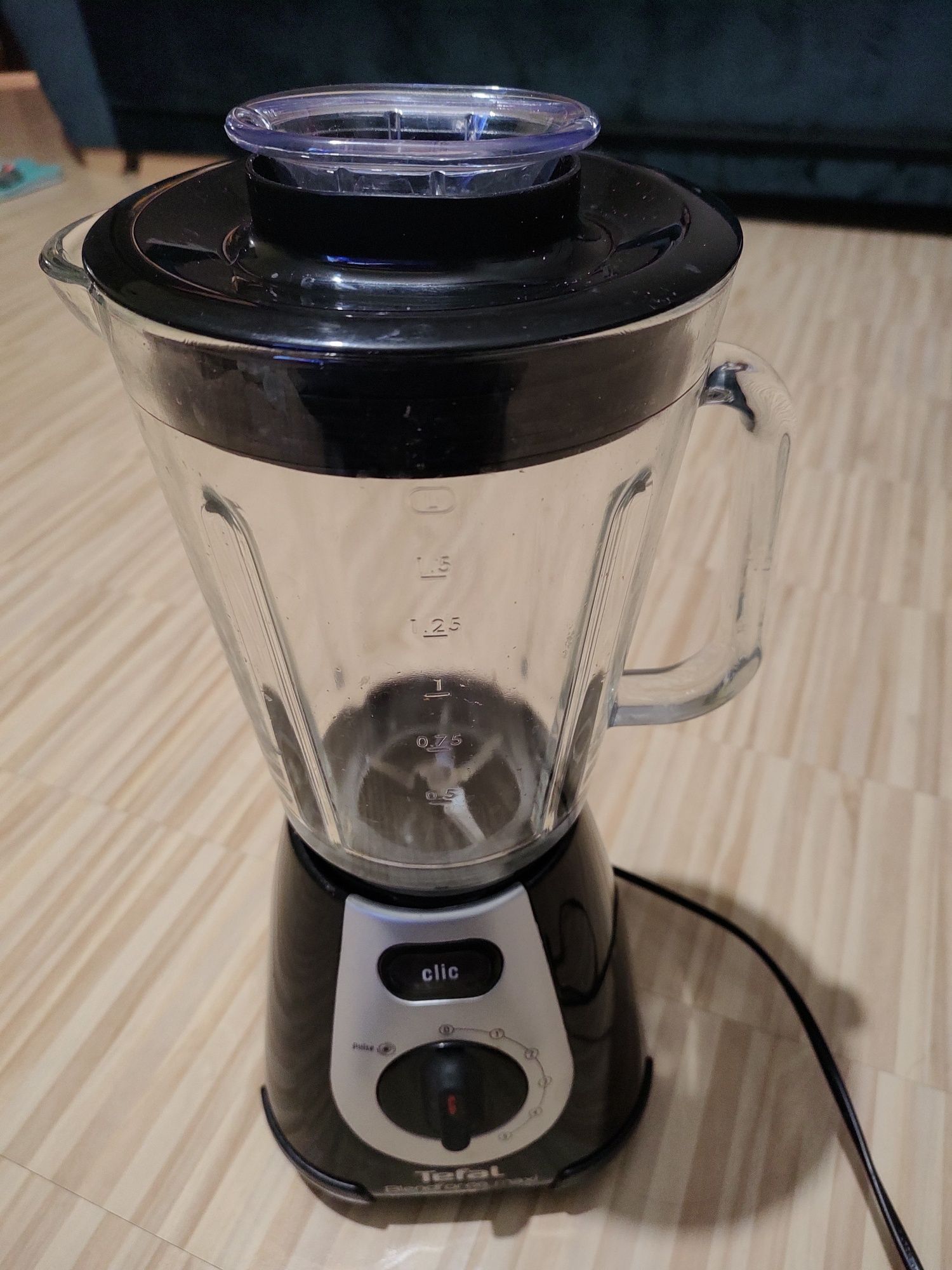 Blender kielichowy Tefal Blendforce Maxi 600 vat