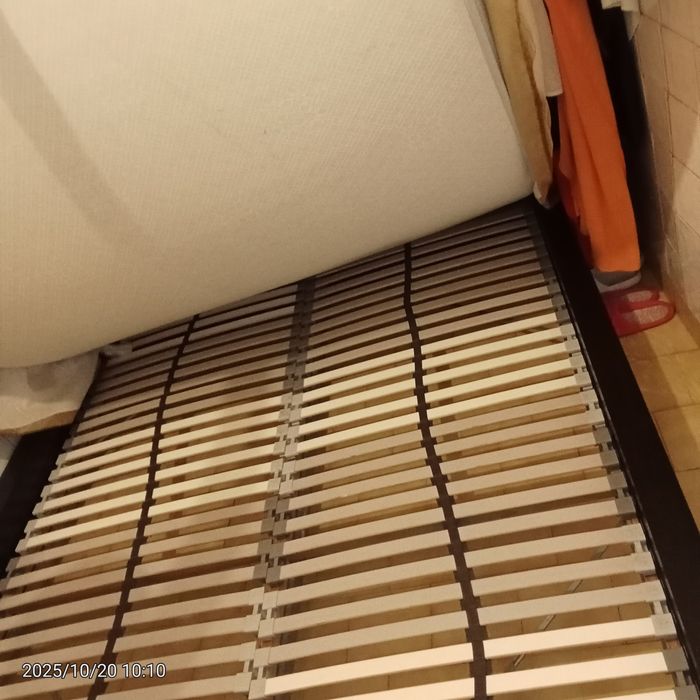 Cama em boas condições