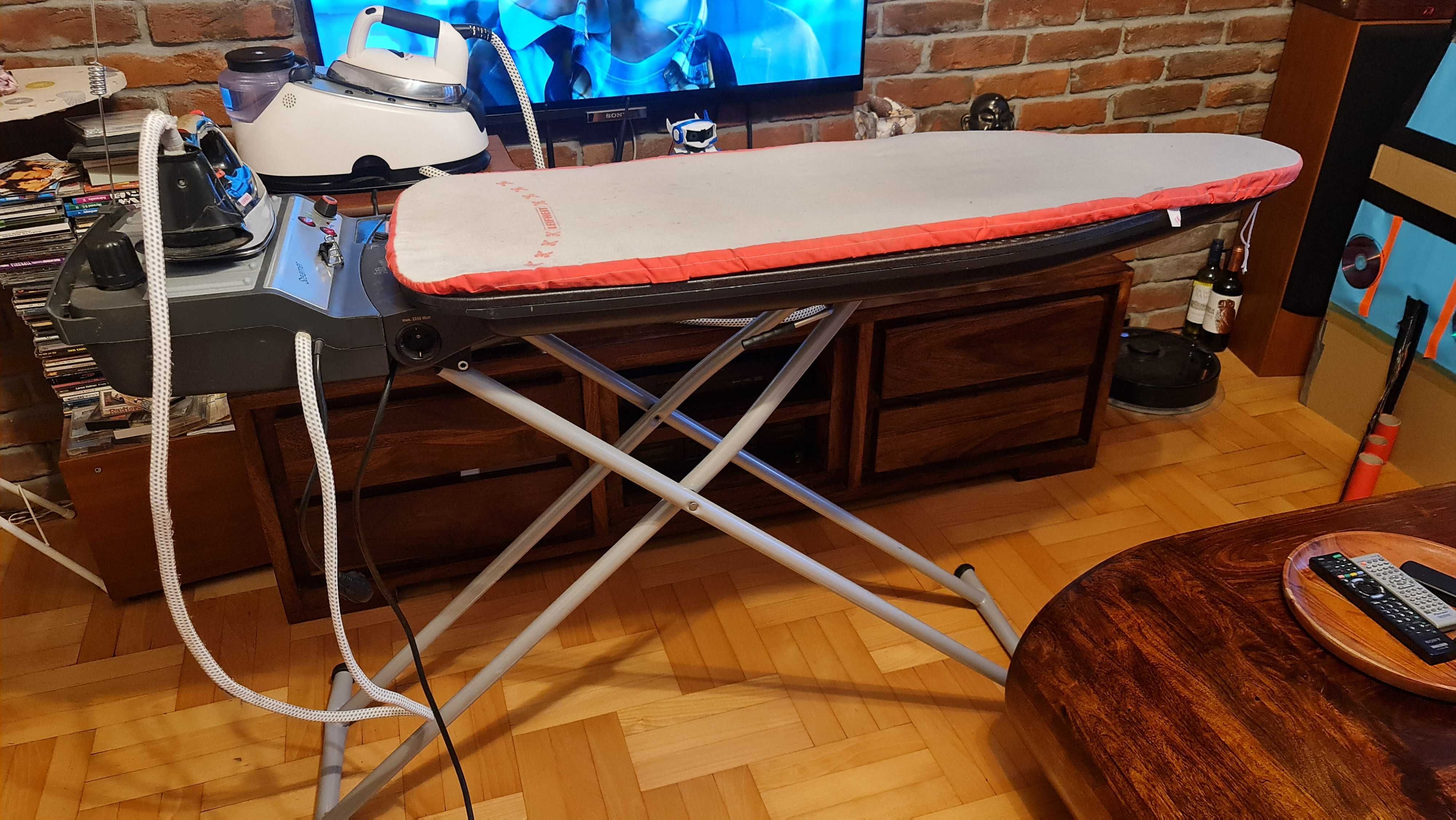 Deska z generatorem nadmuchu  Leifheit i Stacja Parowa