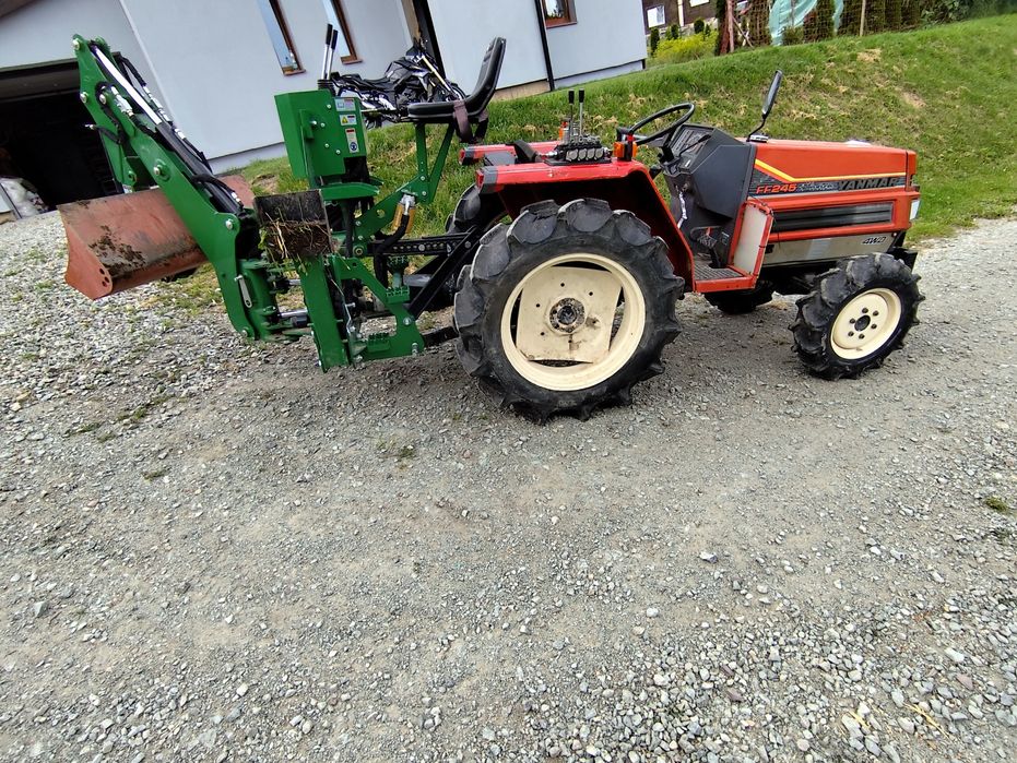 Sprzedam ramię kopiące do traktora 175