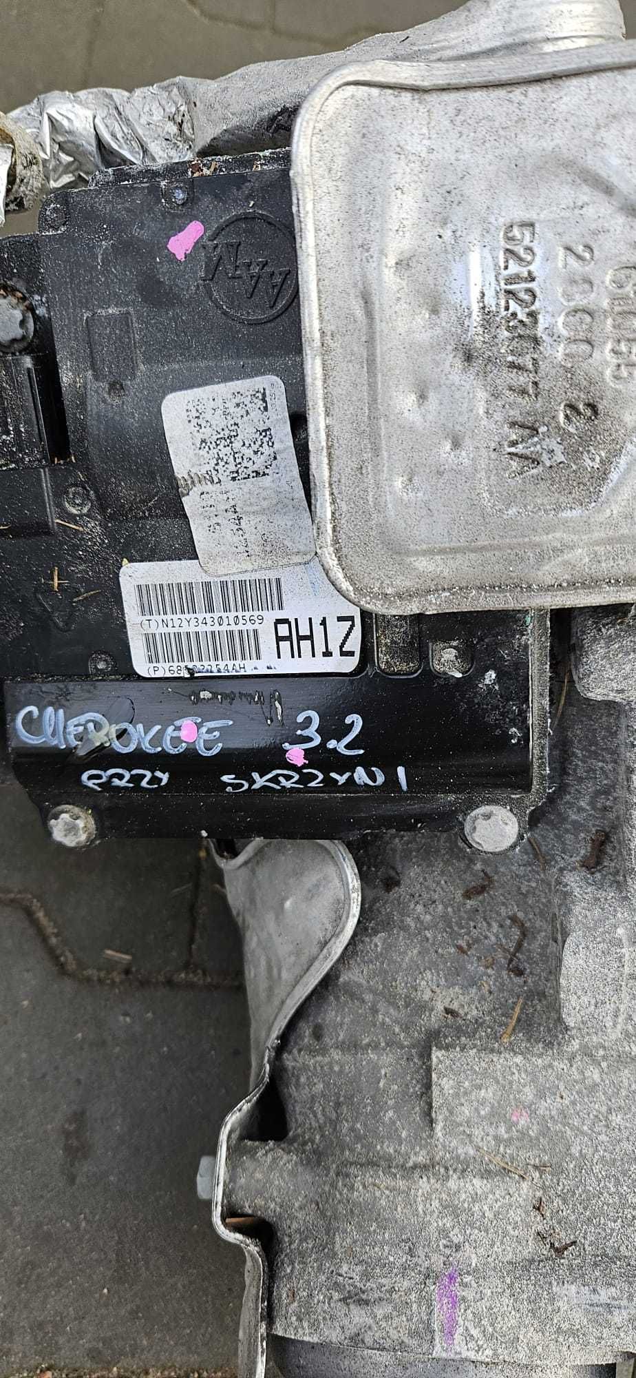reduktor skrzyni biegów most przód Jeep Cherokee KL 3.2 21r AH1Z