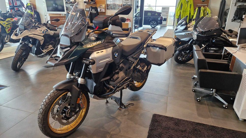 Wynajem BMW R1300 GS ADVENTURE 2025 Wypozyczalnia RENT AUTOMAT