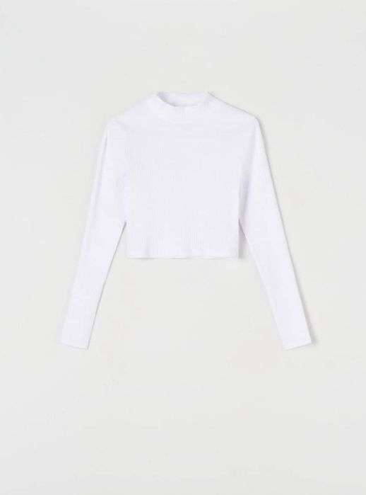 білий кроп топ