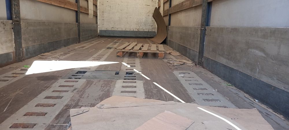 Будка тентована,бортова даф