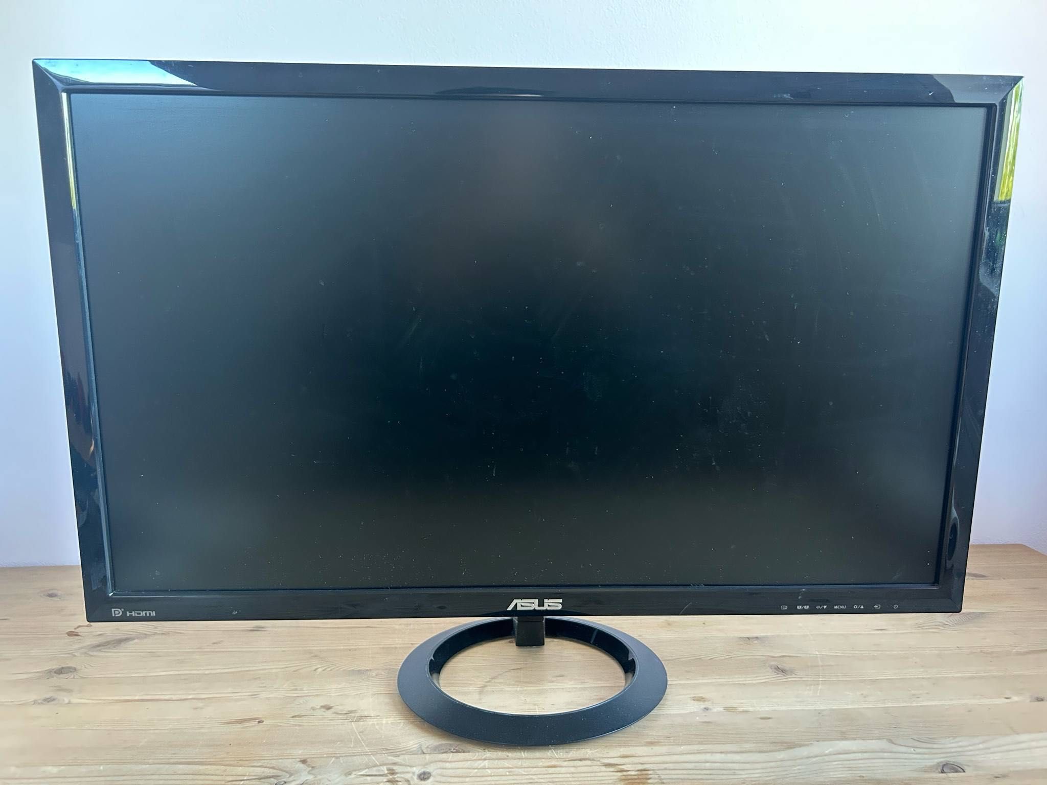 Komputer gamingowy, GTX 960, Intel Core i5 + Monitor + Klawiatura
