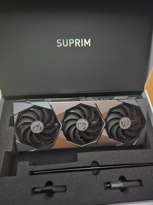 Placa Gráfica MSI GeForce RTX 3070 Suprim X