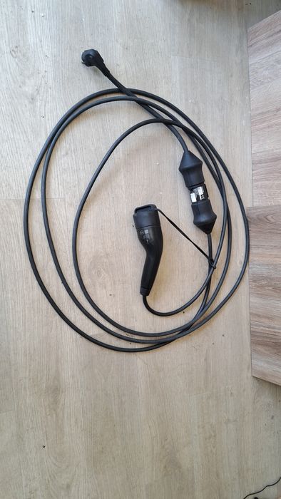 Volvo Polestar ładowarka przewód kabel 230v