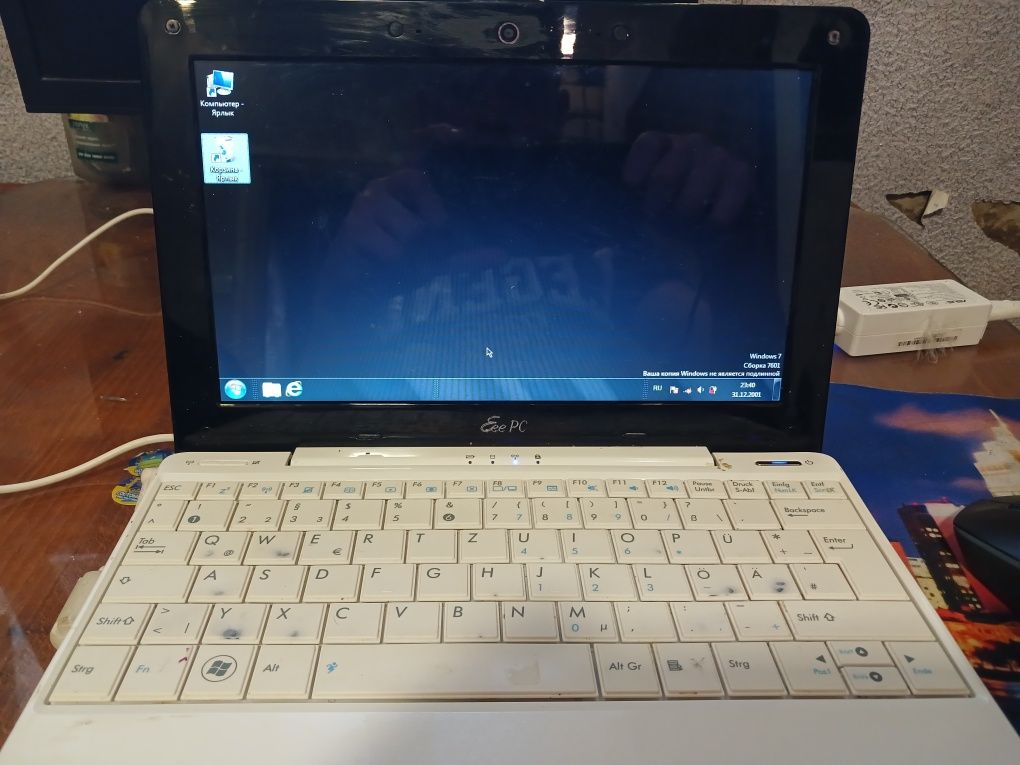 Продам ноутбук Asus Eee pc 32бит