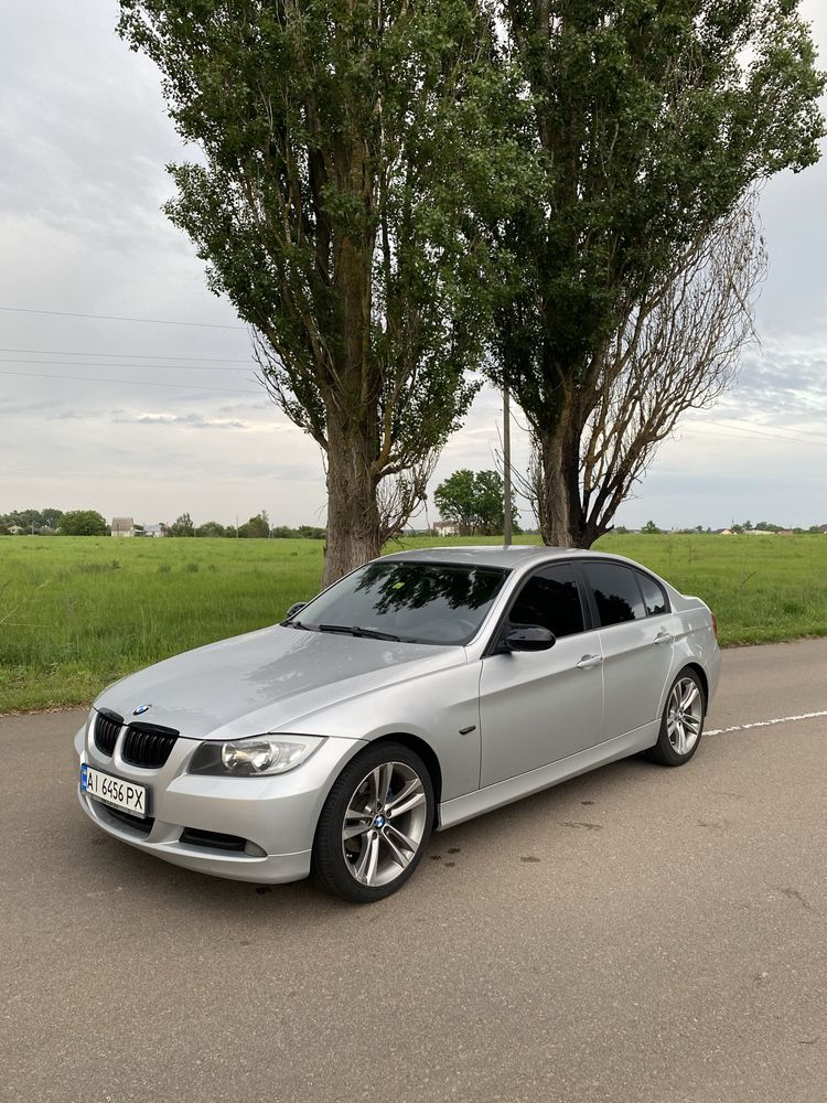 BMW E90 2006 р. 2.0 бензин