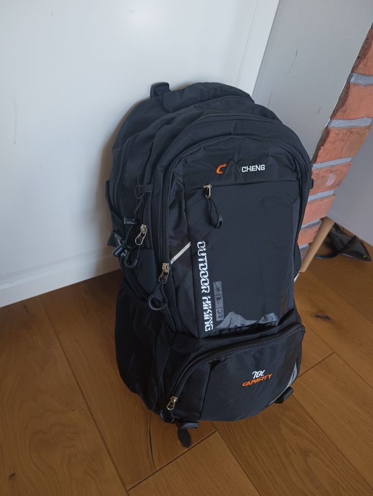 Plecak turystyczny, trekkingowy 70L, sportowy, w góry,lekki, mocny