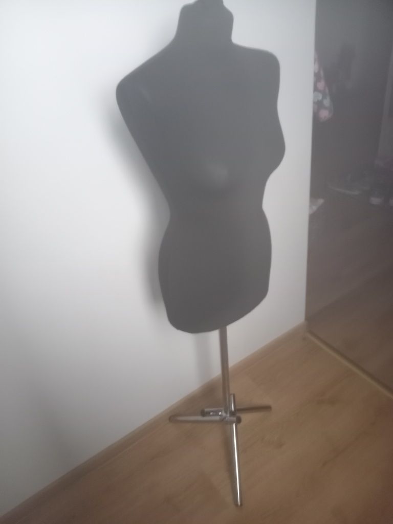Damski manekin 36/38