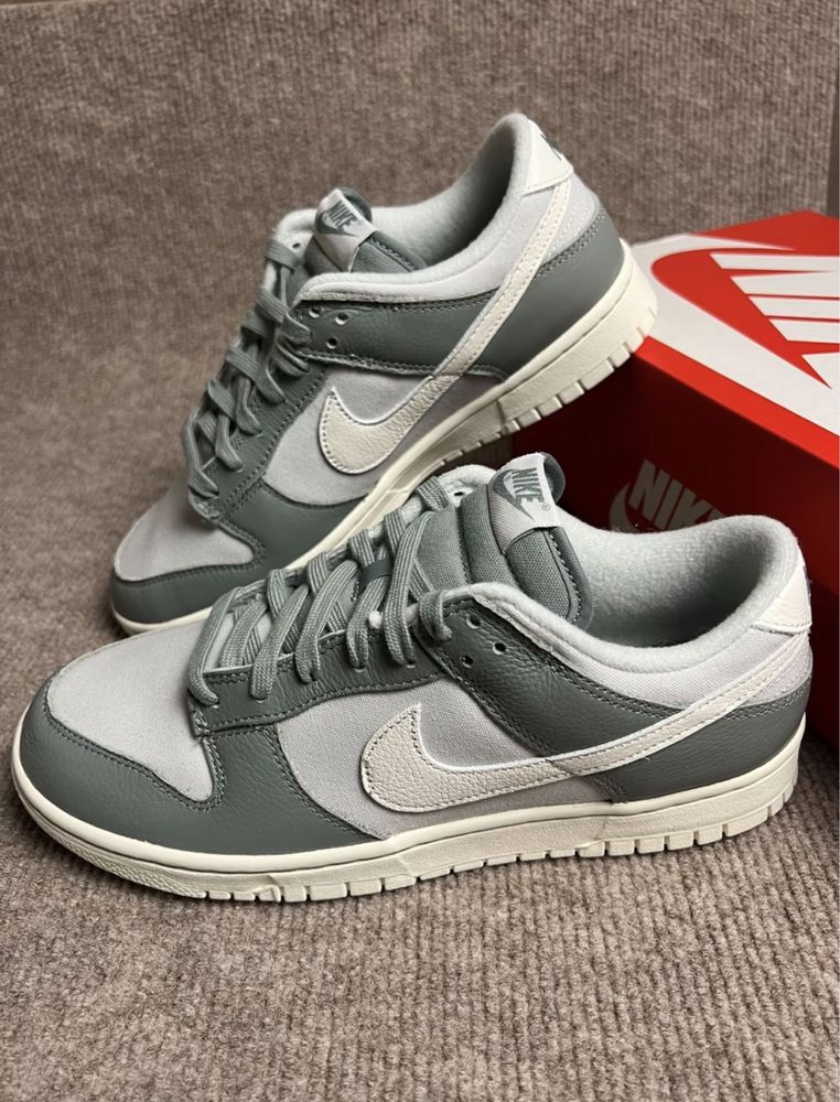 Nike Dunk Low Retro "Mica Green" 42,5 Оригинал Оригінал Кросівки