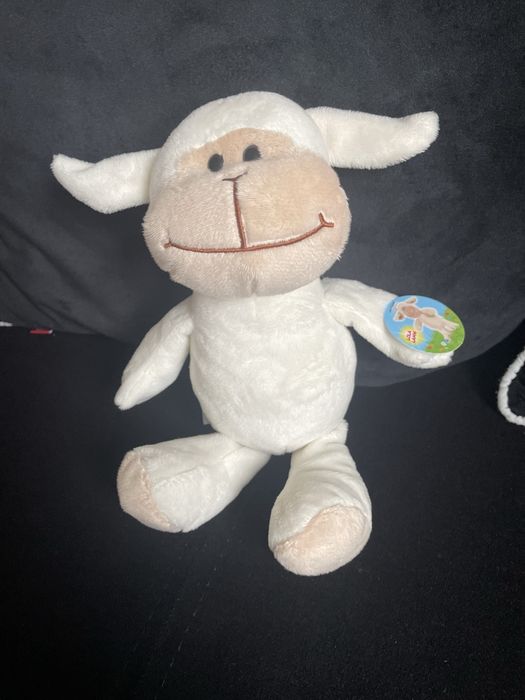 Maskotka Kinder owieczka Lola