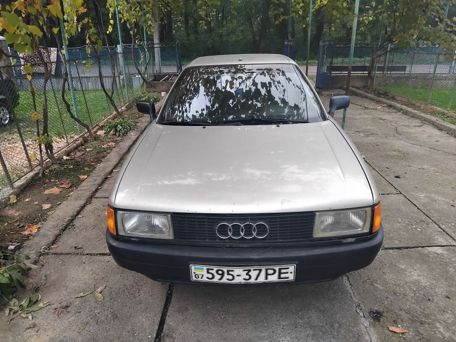 Продам ауди 80 в хорошом стани
