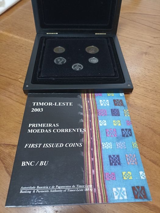 Colecção primeiras moedas correntes Timor Leste