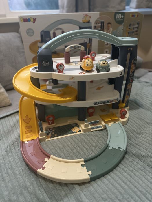 Іграшковий трек для машинок Smoby