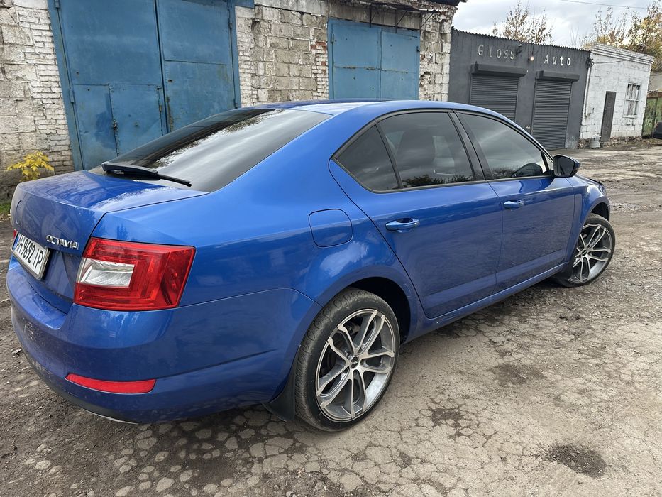 Skoda Oktavia a7 2014 офіційне авто