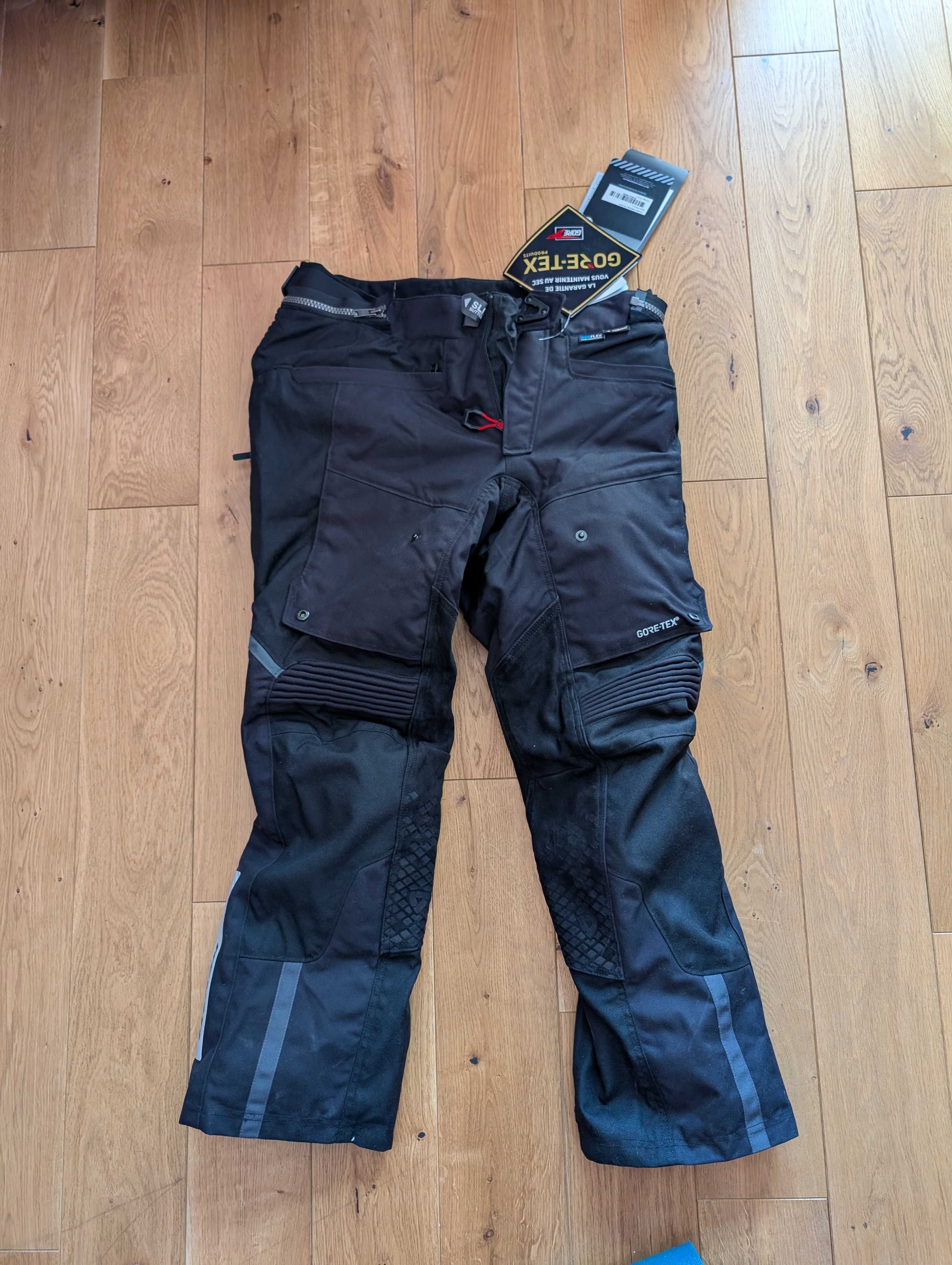 Kurtka Rev'It! Dominator GTX  L + Spodnie Rev'It! Defender GTX LShort