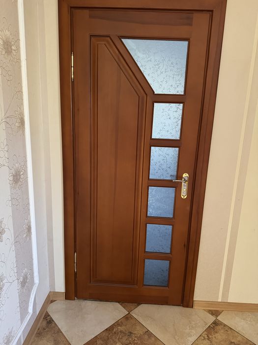 Продам двері міжкімнатні